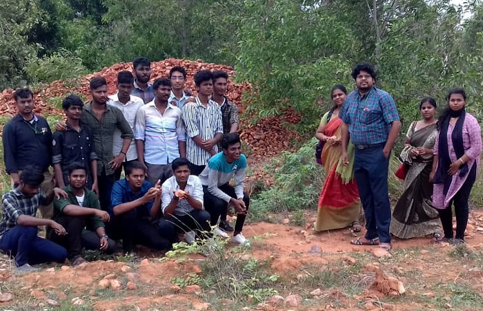 Field
                                            Visit to “Geologist Site Golden Bed” at Sathyavedu, AP, on 08 Aug 2019 